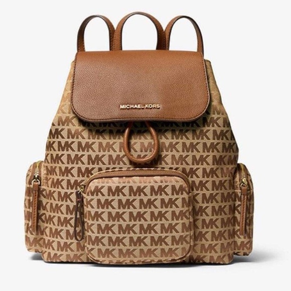 Michael Kors Abbey Cargo Backpack (Beige) main image 4